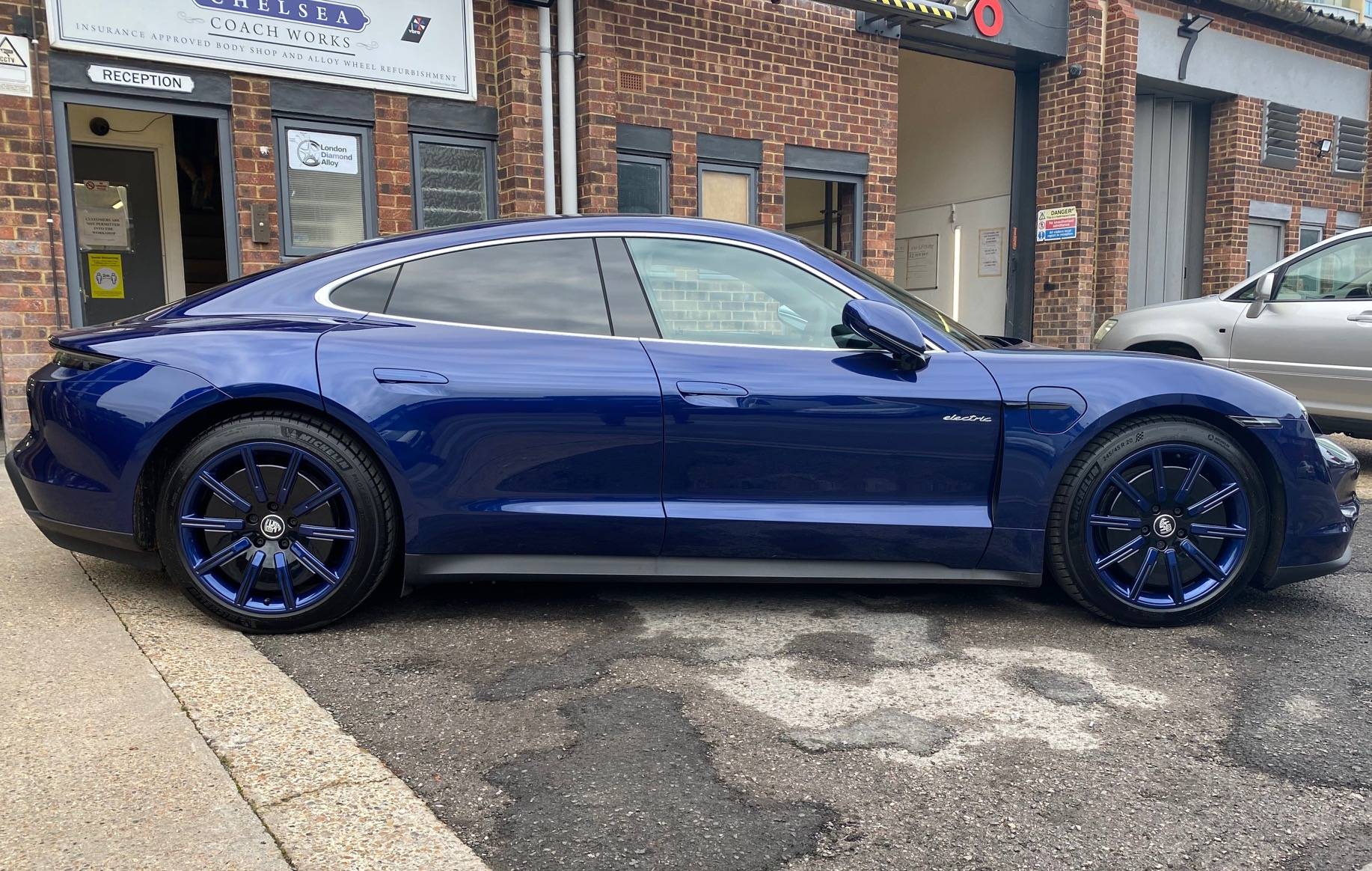 Porsche Taycan My custom painted wheels TAYCAN WHEELS1