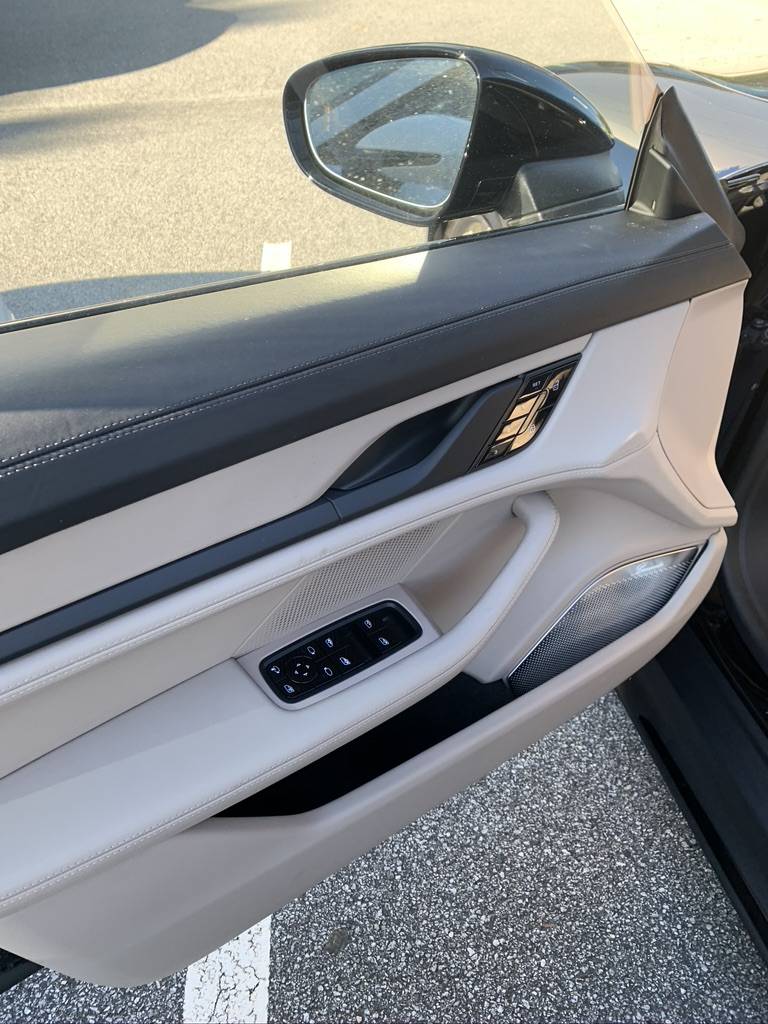 Porsche Taycan Limestone beige vs Atacama beige Taycan Beige 3