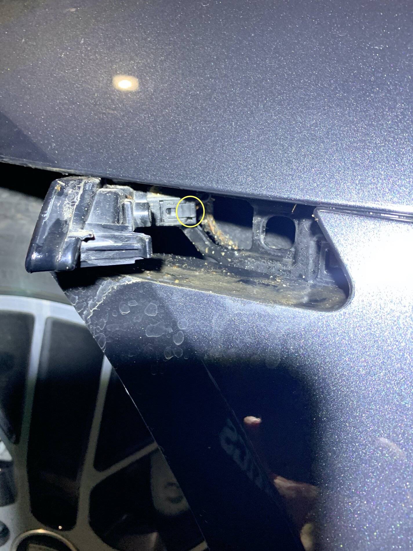 Porsche Taycan Clear Side Markers IMG_2018.JPG