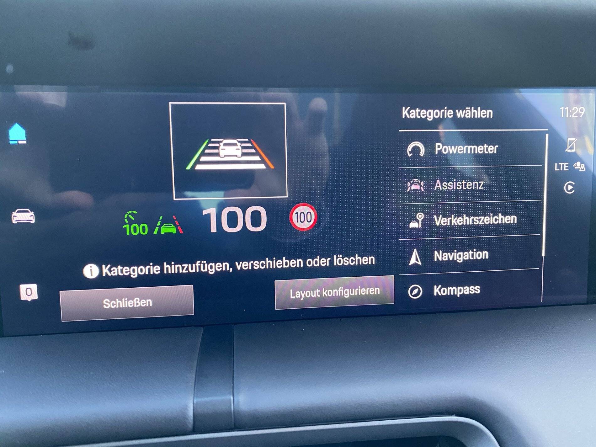 Porsche Taycan Pic of Head Up Display (HUD) & Wireless CarPlay/Charging B2384D9A-231F-417B-AE6B-07710B57780B