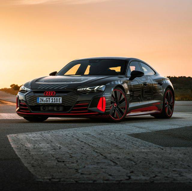 Porsche Taycan 2021 Audi RS e-tron GT Prototype Review 2022-audi-rs-e-tron-gt-105-1604614291