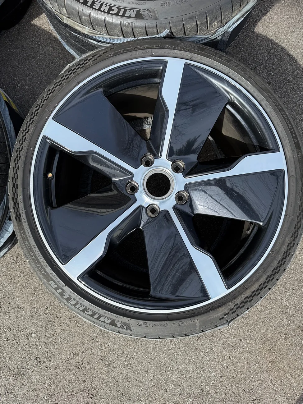 Porsche Taycan 21” Taycan Exclusive Design Wheels and Tires IMG_2938