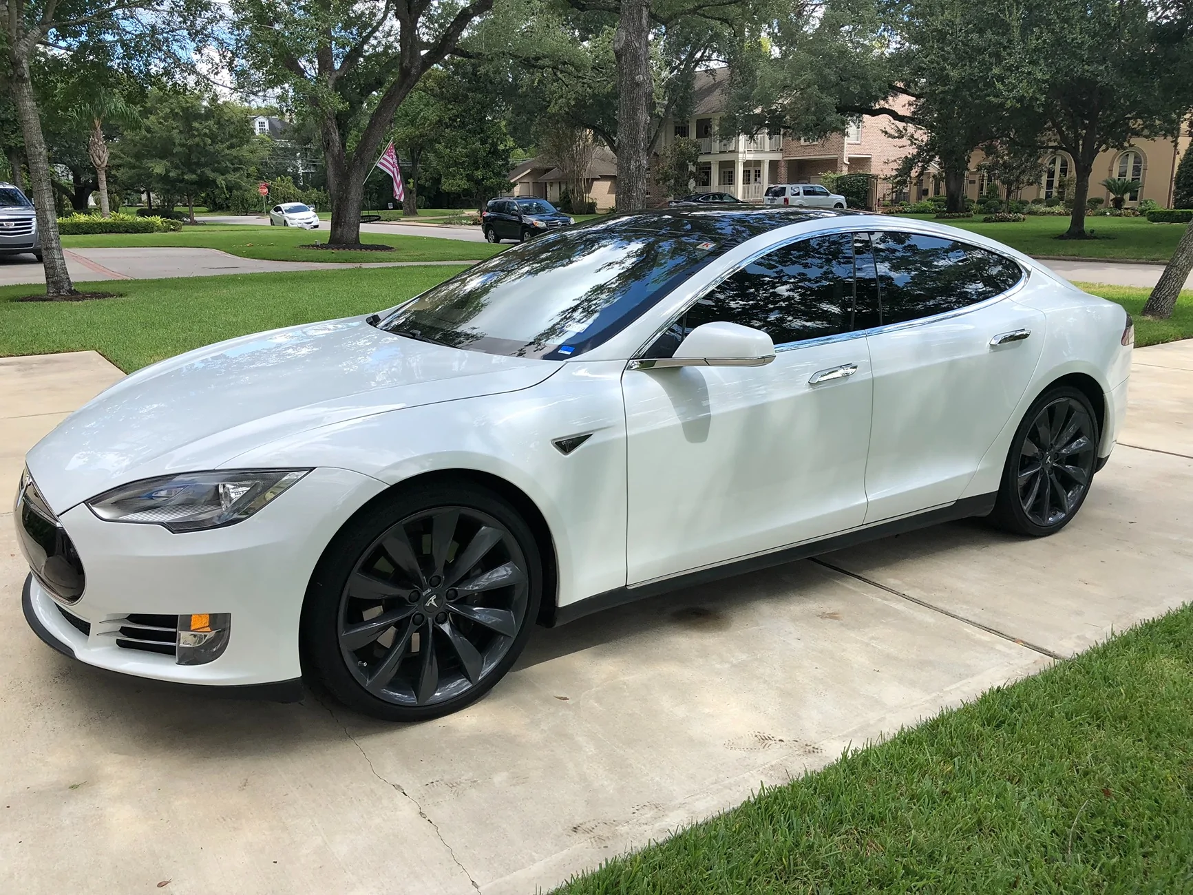 Porsche Taycan Tesla Model S - the car that started it all… IMG_4226