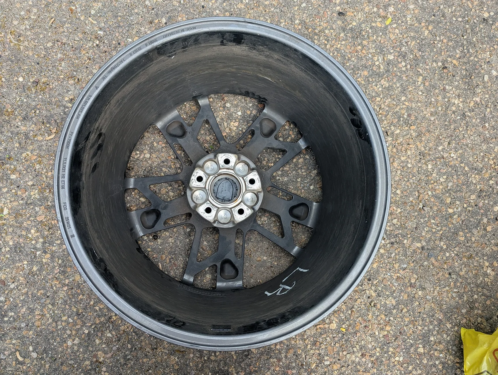 Porsche Taycan FOR SALE: OEM 21" Porsche Taycan Wheels Take offs (OC6 Titanium Dark) — Set of 4 | Denver, CO PXL_20260509_214326225