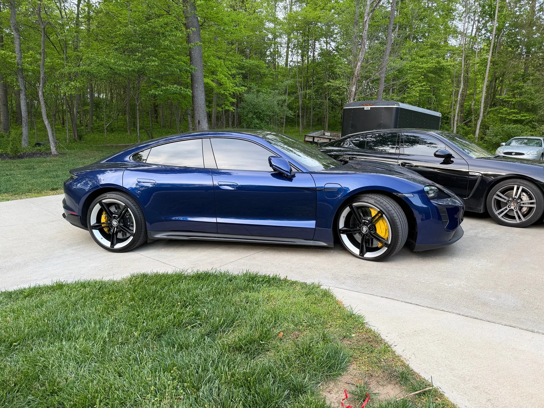 Porsche Taycan (Pic request) Ice Grey and Mission-E wheel variants IMG_0306