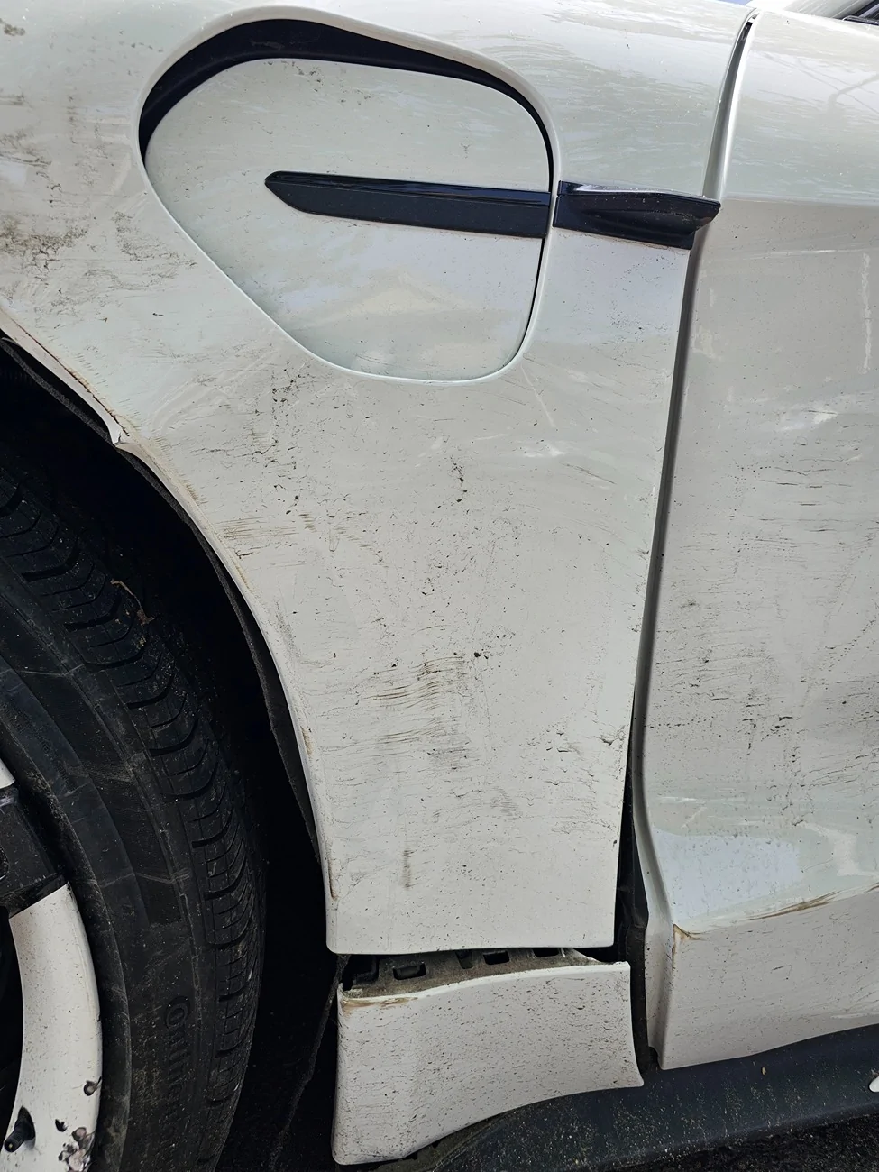 Porsche Taycan Possible total loss? 1000051127