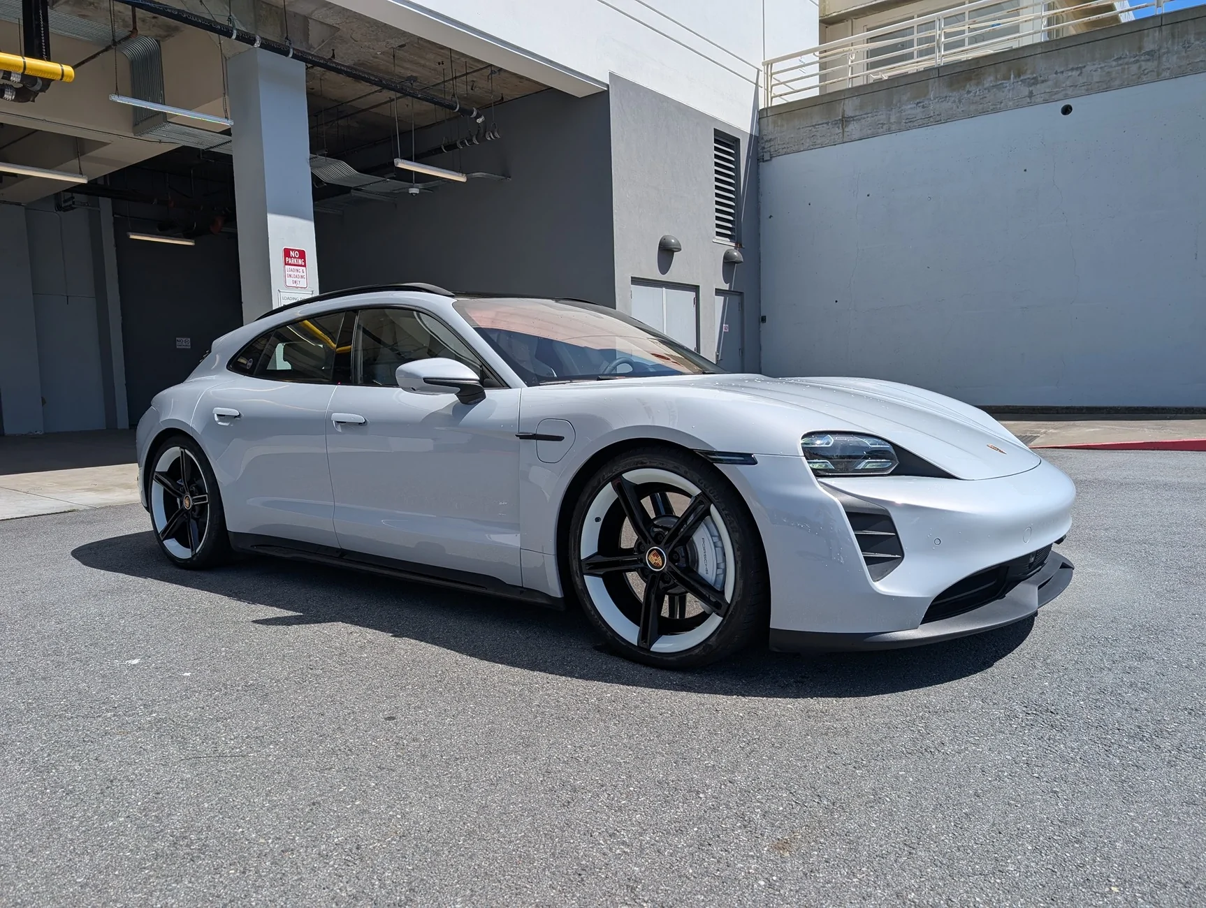Porsche Taycan (Pic request) Ice Grey and Mission-E wheel variants PXL_20260514_221935355