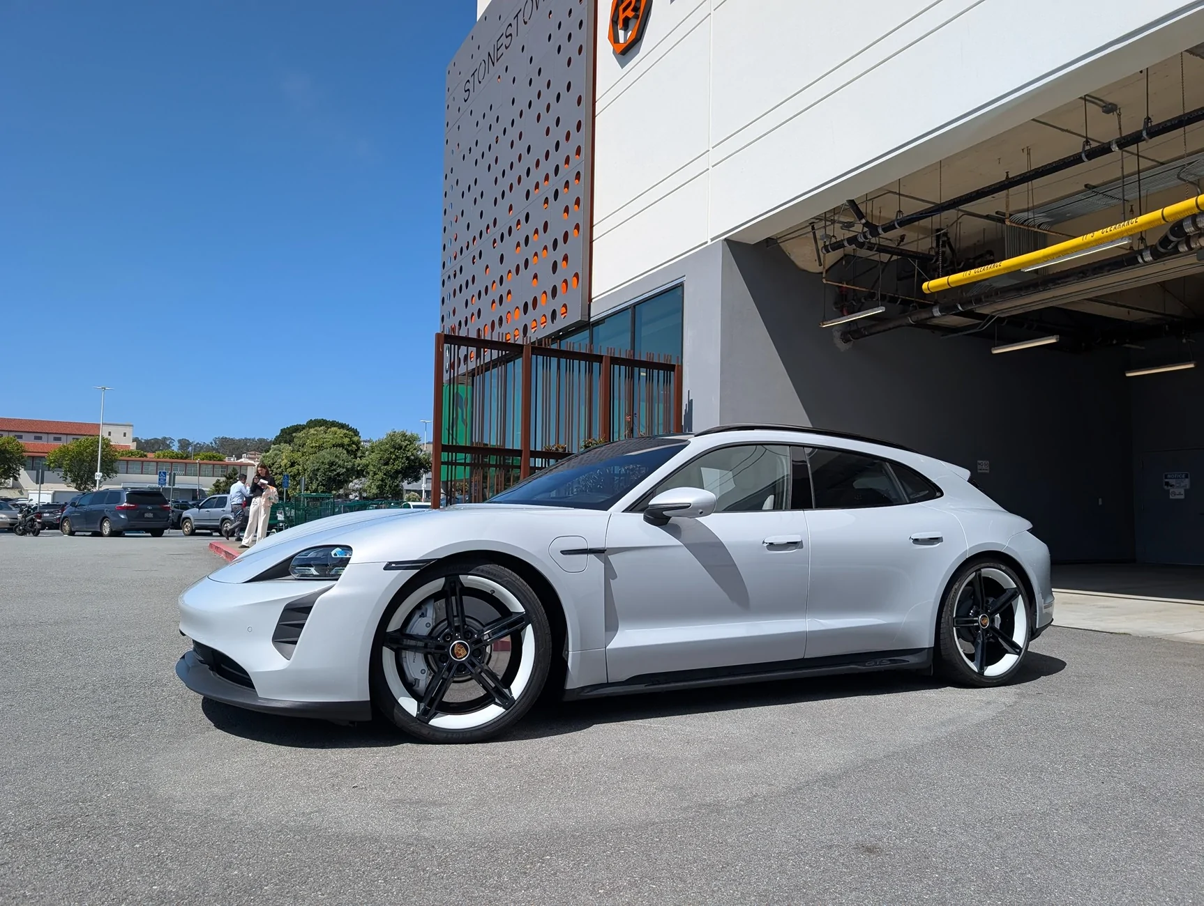 Porsche Taycan (Pic request) Ice Grey and Mission-E wheel variants PXL_20260514_222112633