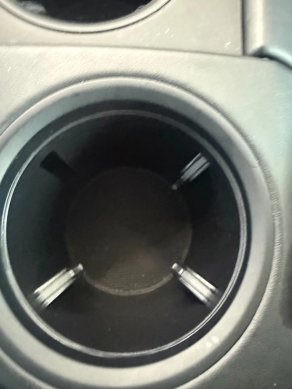 Porsche Taycan Faulty cupholders? IMG_2892
