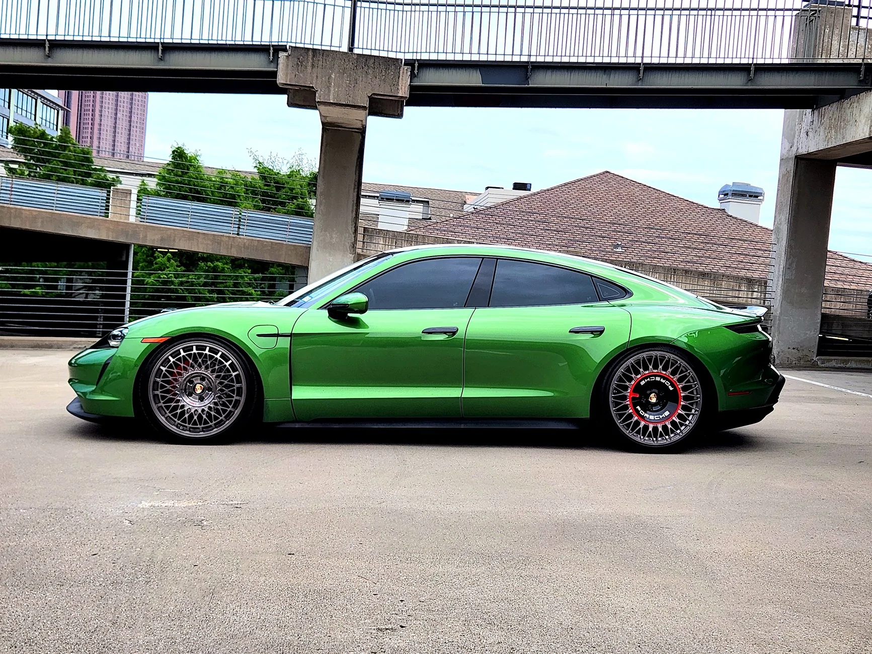 Porsche Taycan Mamba Green Taycan 4S Gen J1.1 on custom wheels & lowering 1000039074