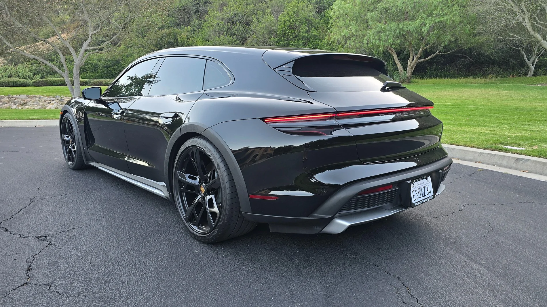 Porsche Taycan Cross Turismo Lowered + Spacers 1000036277