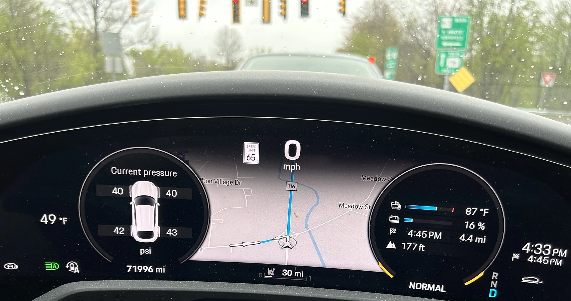 Porsche Taycan Porsche just needs to give up on any advanced software features IMG_4617