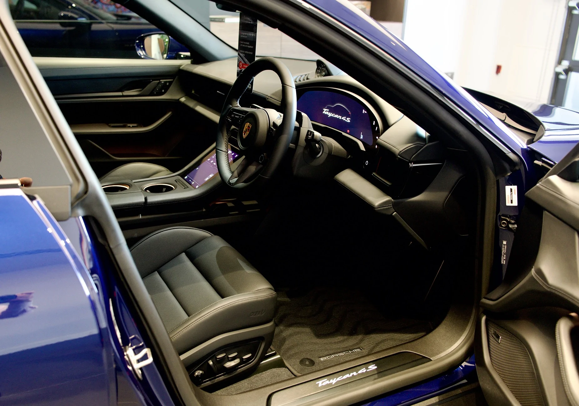 Porsche Taycan GTS Ride Quality with or without Active Ride L1008120