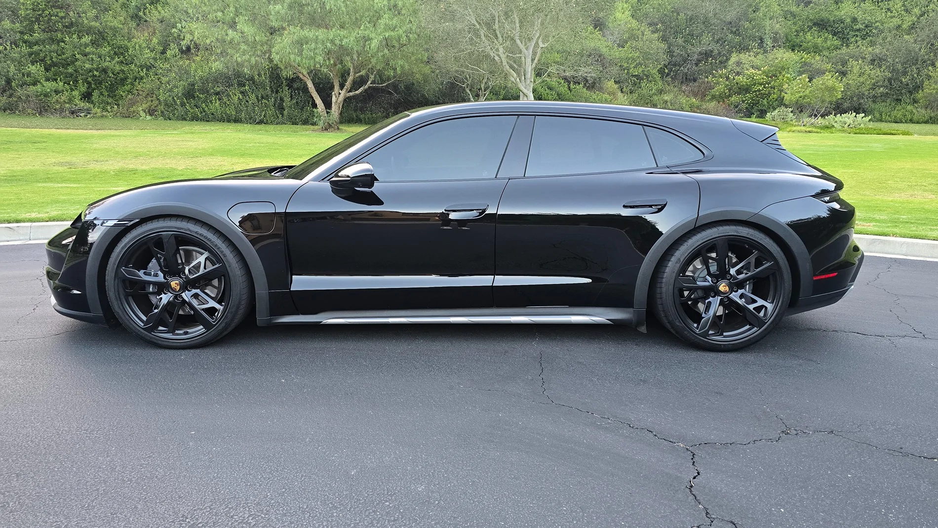 Porsche Taycan Cross Turismo Lowered + Spacers 20260629_195135