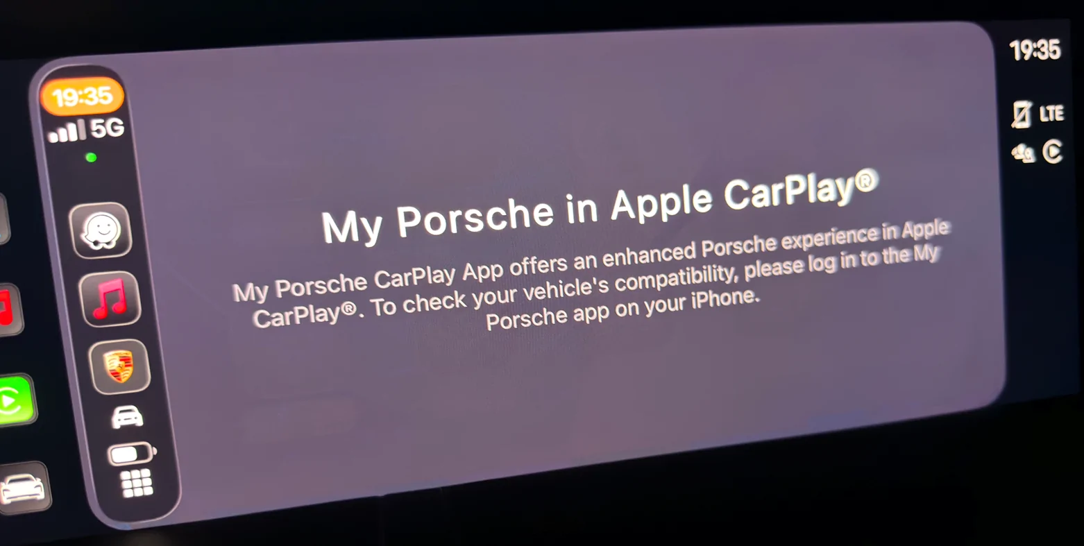 Porsche Taycan Porsche Carplay app not working 1783093927422-q7