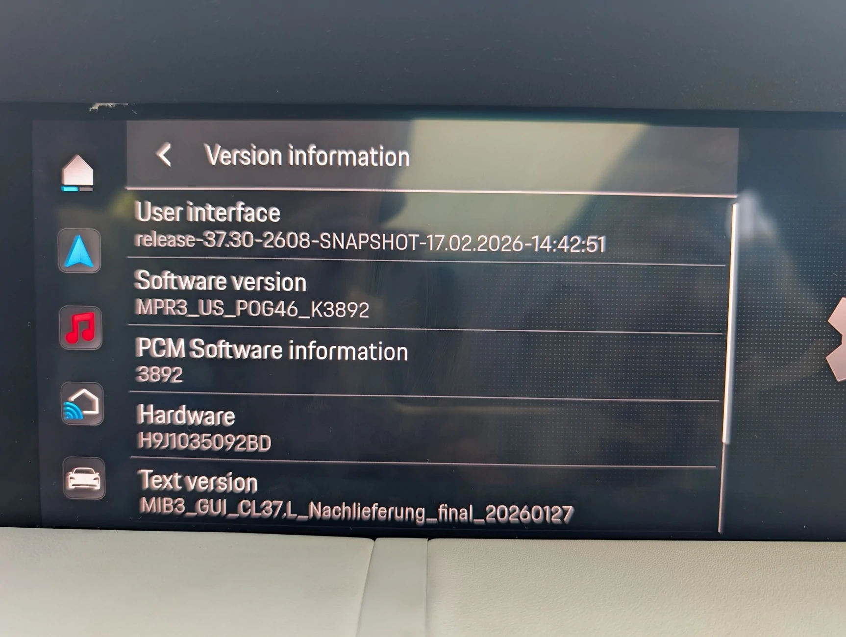 Porsche Taycan PCM version tracking (and their differences) PXL_20260703_185031981