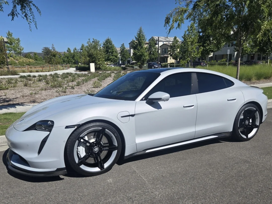 Porsche Taycan It's done (I think)! Taycan Turbo side vi