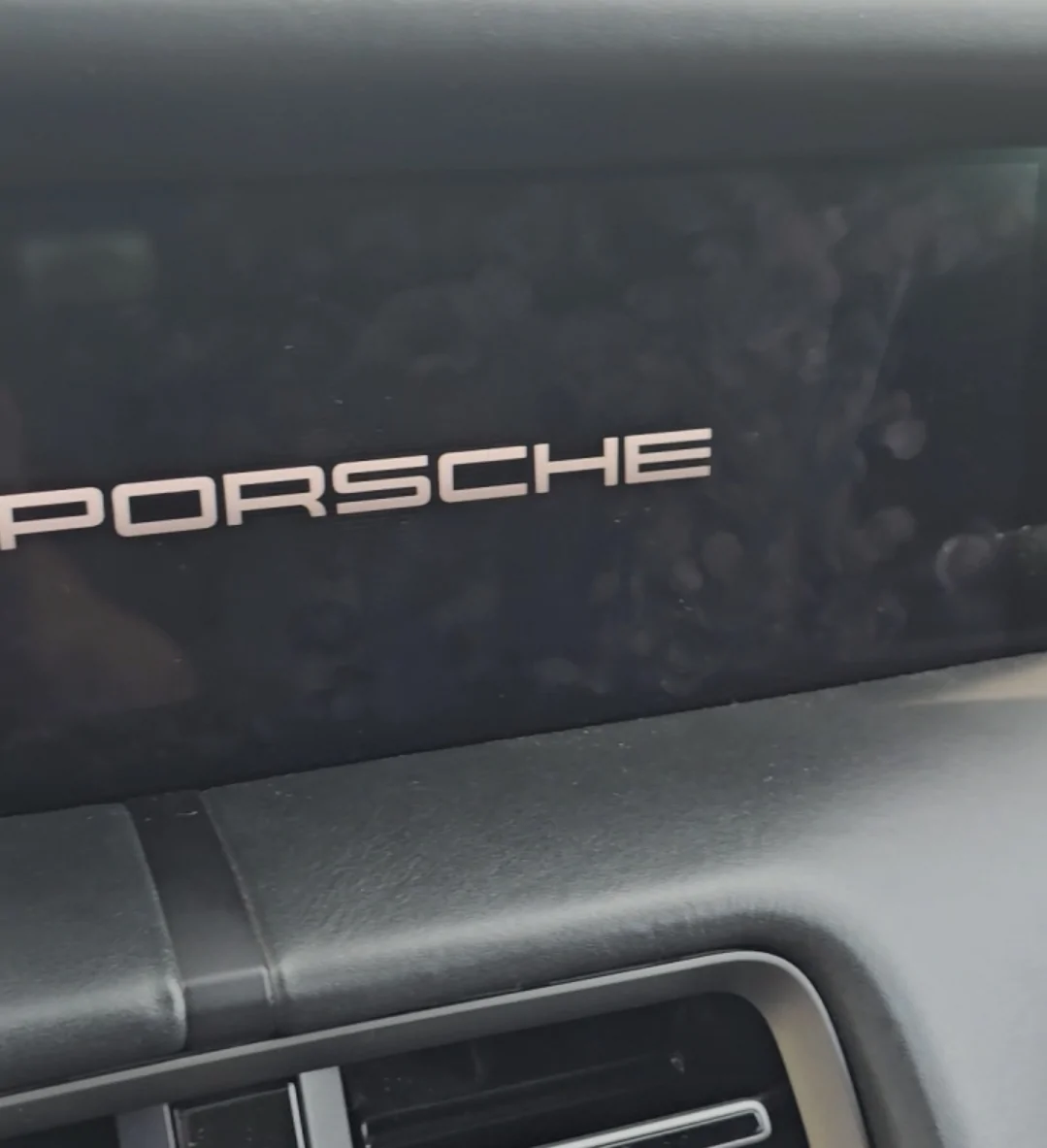 Porsche Taycan PCM Stuck on Porsche screen Screenshot_20260712_132726_Gallery