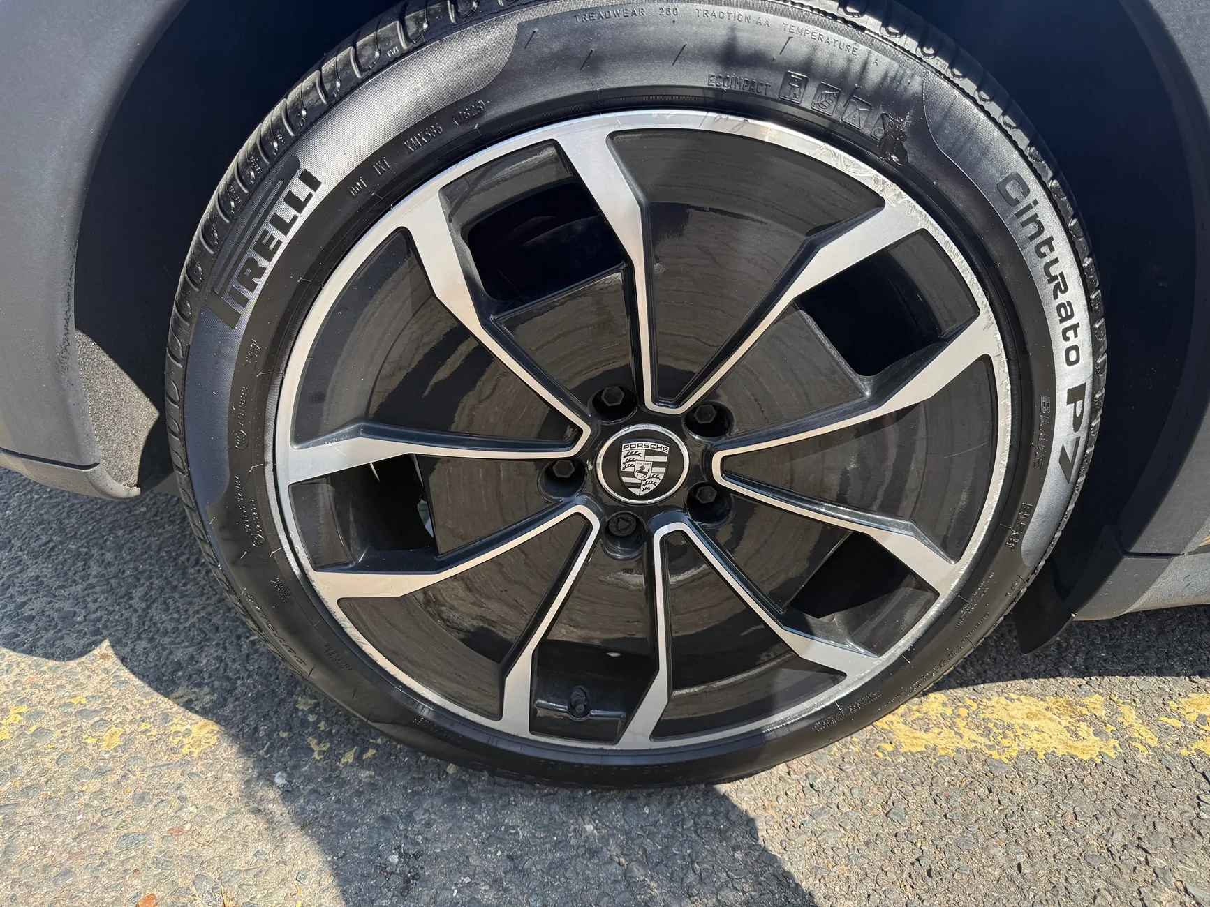 Porsche Taycan 20 inch Turbo Alloys £900 with new tyres IMG_0959