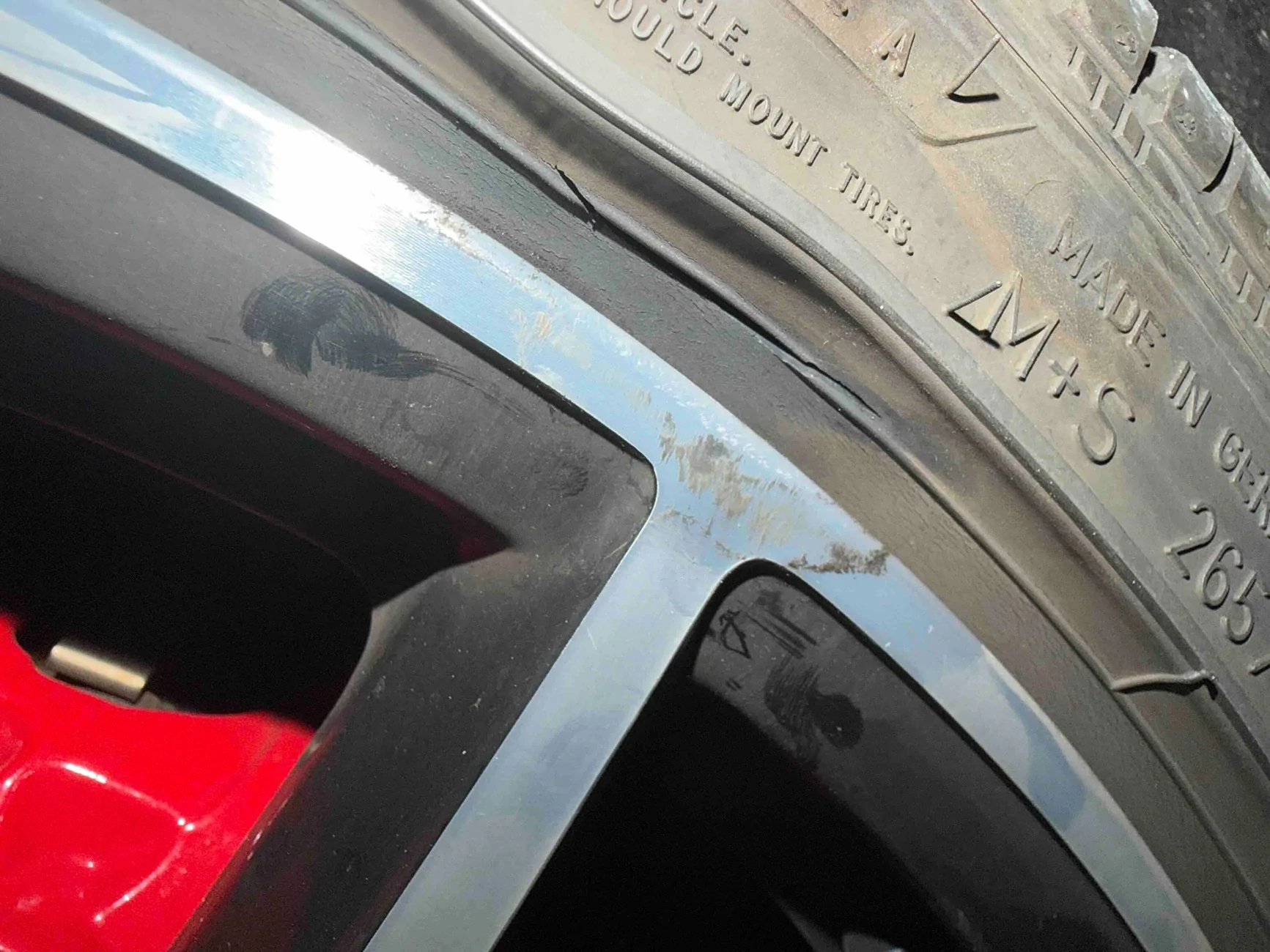Porsche Taycan Tire Bubble: All-Season - Goodyear Eagle Touring IMG_0748 2