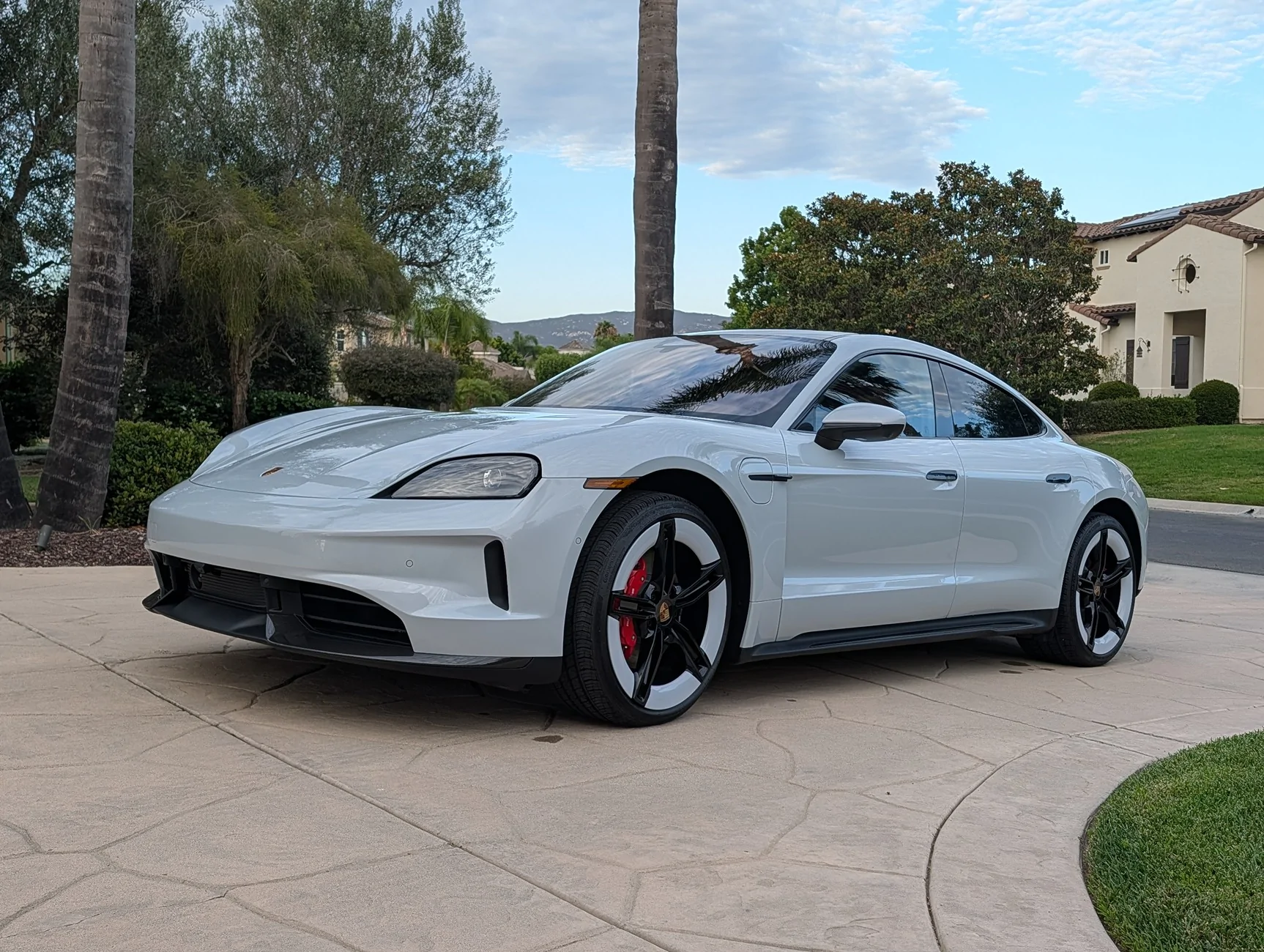 Porsche Taycan Replaced 2021 Taycan 4S with a 2026 model: What I like 7942