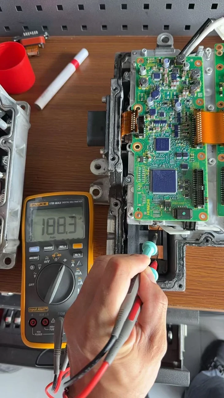 Porsche Taycan [VIDEO] PORSCHE TAYCAN NO POWER AFTER KICKDOWN + ELECTRICAL SYSTEM FAULT | POWER ELECTRONICS INVERTER REPAIR 38753