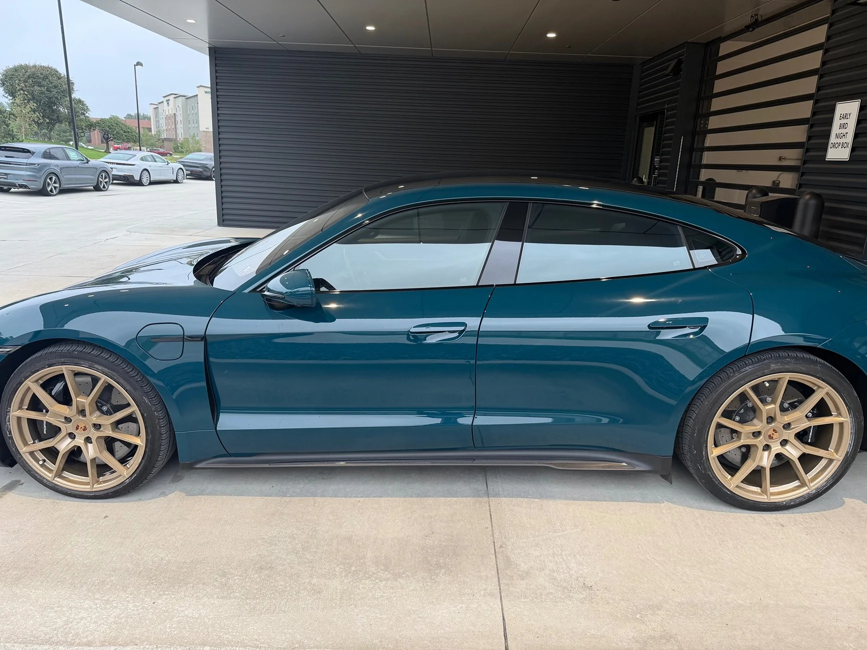 Porsche Taycan New to me wheels: powder coat in Neodyme like color IMG_2603