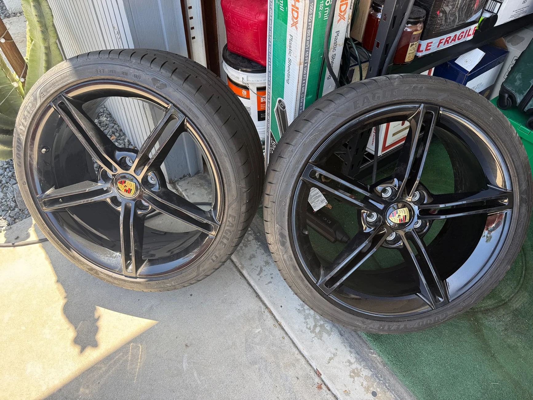 Porsche Taycan Taycan Mission E Wheels - Black IMG_6891