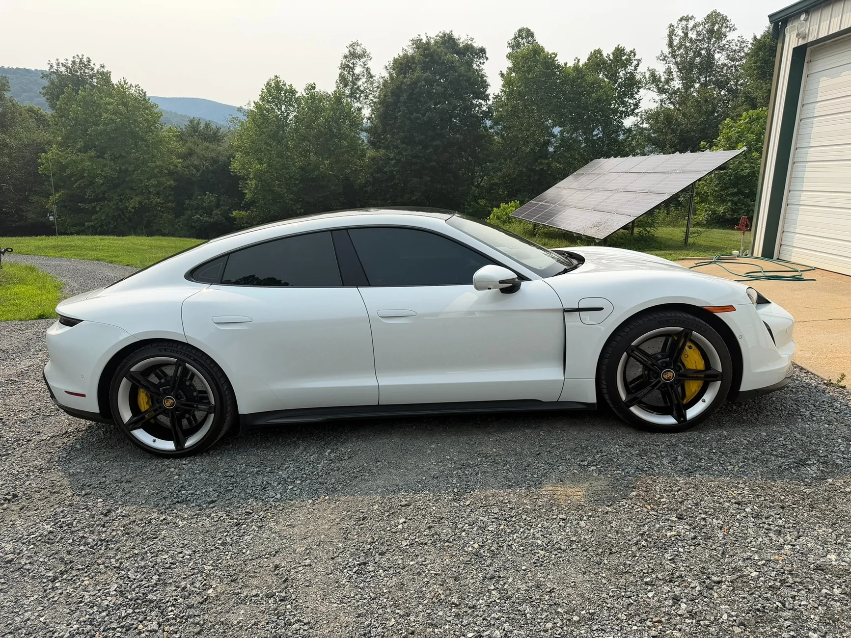 Porsche Taycan Trunk / Tail Lights (mis) alignment - how to adjust IMG_2107