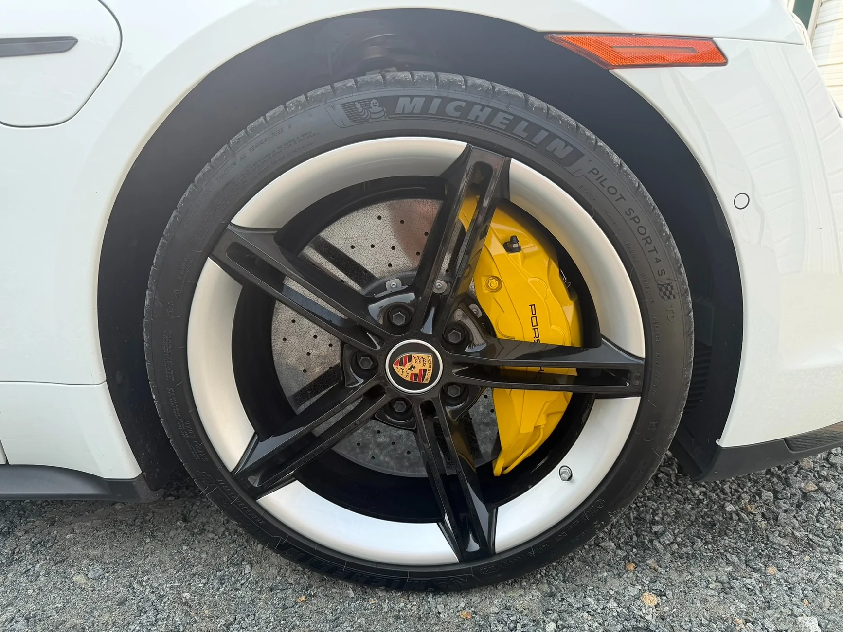 Porsche Taycan Trunk / Tail Lights (mis) alignment - how to adjust IMG_2113