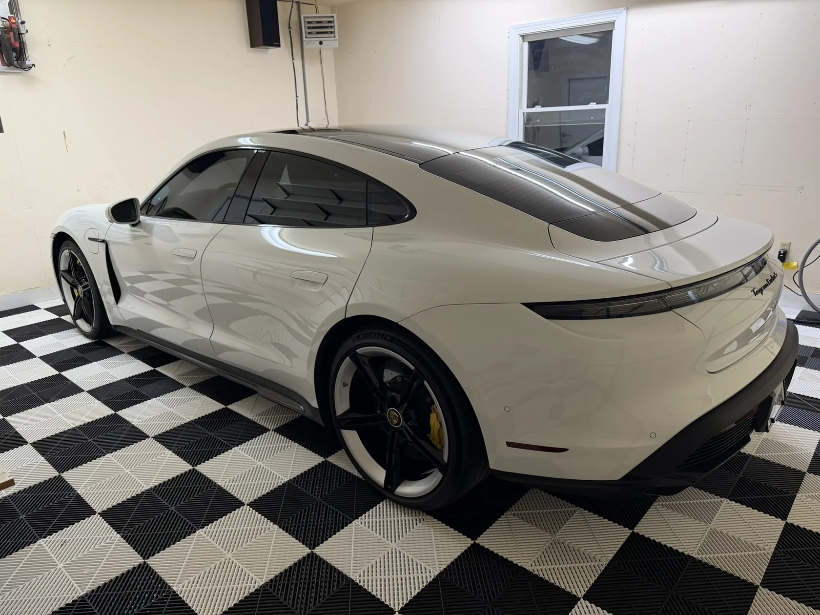 Porsche Taycan Trunk / Tail Lights (mis) alignment - how to adjust IMG_2290