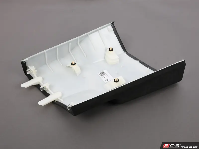 Porsche Taycan Interior B-pillar trim 2107994_x800