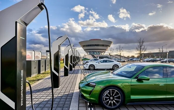 Porsche to build out own charging network