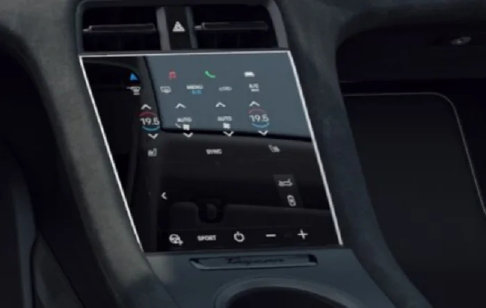 MY2023 console screen with new silver frame rendered in configurator...