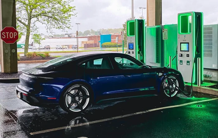 Taycan 4S Road Trip Experiences w/ Performance Battery