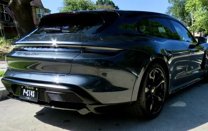 Custom Painted 2022 4S Cross Turismo - Changed OEM patterned plastic to Satin Black and much more.