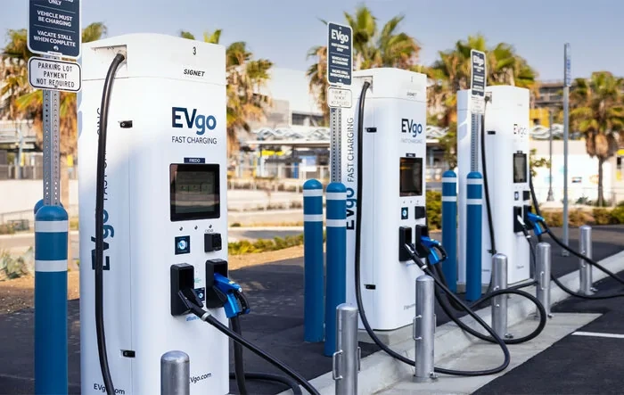 2000 New EVgo Charging Stations Coming to 500 Locations on US Highways (Joint Project by GM & Pilot)