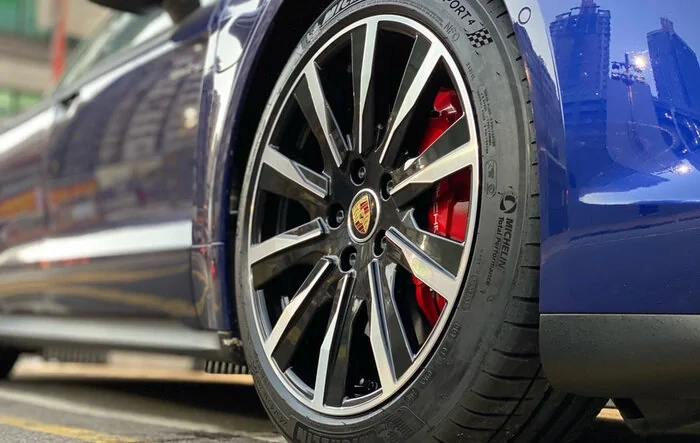 EV Tires Education - Performance vs. Efficiency (by Motortrend)
