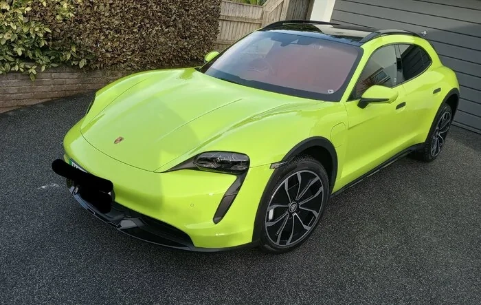 One month in Cross Turismo Taycan Turbo Acid Green PTS.... fantastic!
