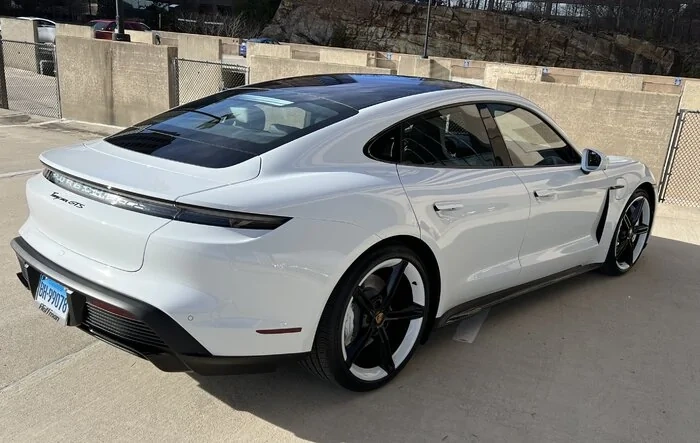 1 month and 1000mile review of Taycan GTS
