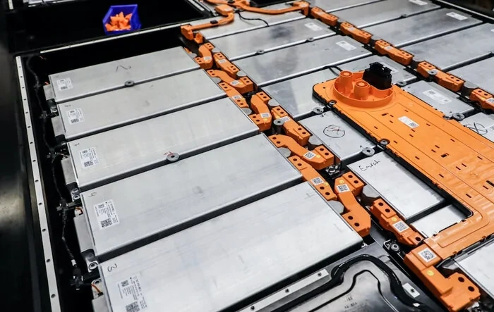 [Article] = as I've always said don't sweat the battery lifespan -- "Researchers make surprising discovery about lifespan of EV batteries"