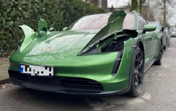 Taycan headlights stolen in worst possible way 🤢