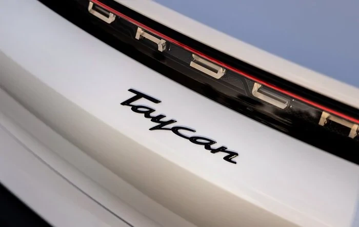 A Taycan GTS owner drives a Taycan base model loaner - comparison observations