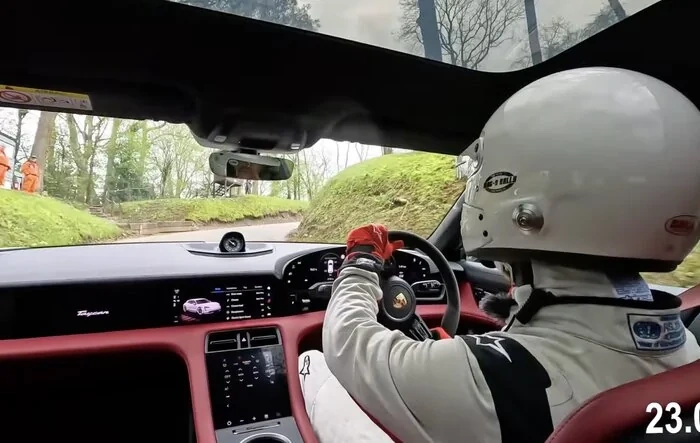 Hill climb record attempt in Taycan Turbo S Sport Turismo