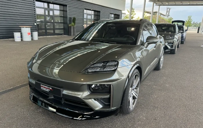 Macan EV Turbo test drive review impressions by Taycan owner