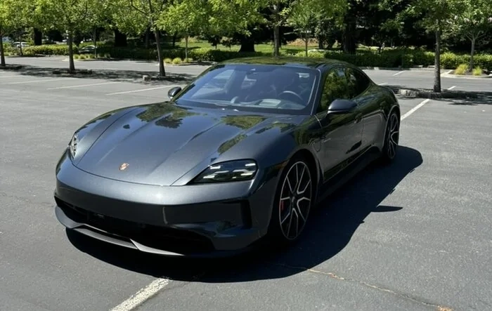 Another 2025 Taycan 4S Delivered