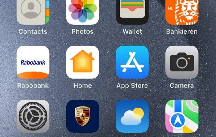Set your Porsche exterior color as app icon color on iPhone iOS and Android Phones