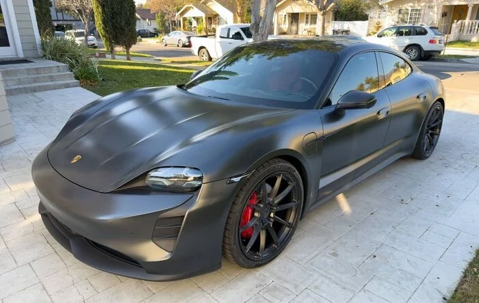 21" BC Forged wheels + Pirelli P Zero R tires installed