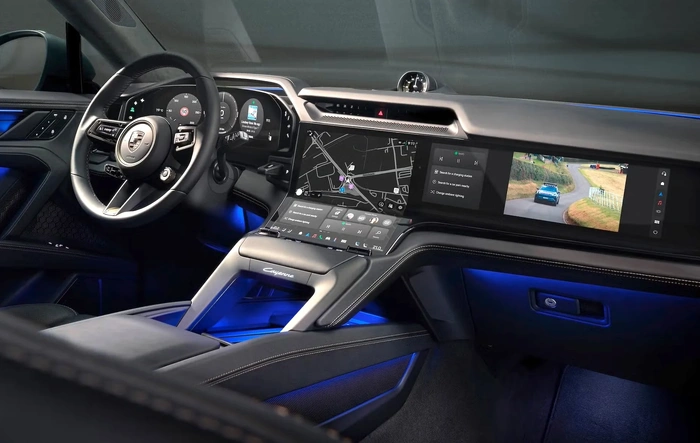 Revealed: Cayenne EV curved display screen, interior, PCM, infotainment