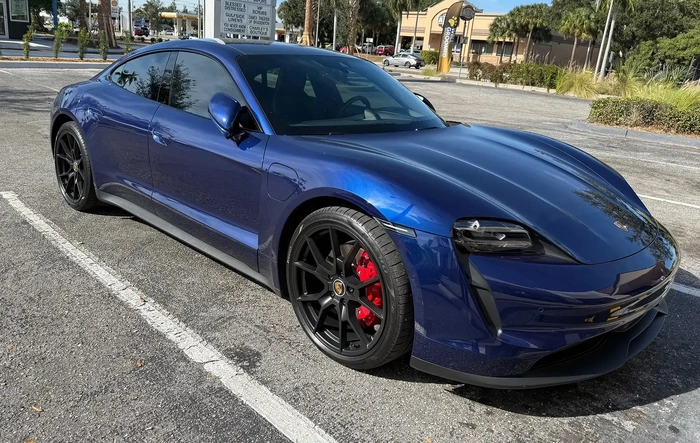 Painted 21" RS Spyder wheels
